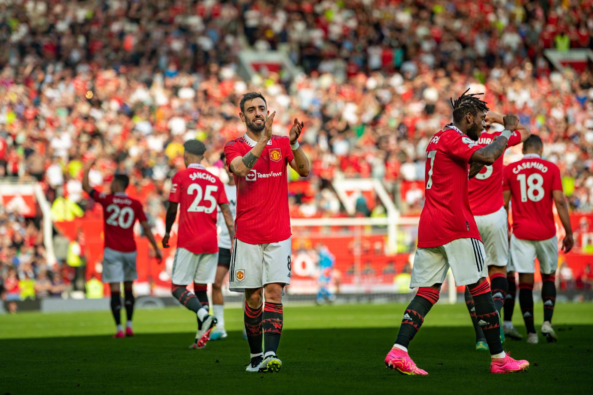 判出示红牌 判出示红牌